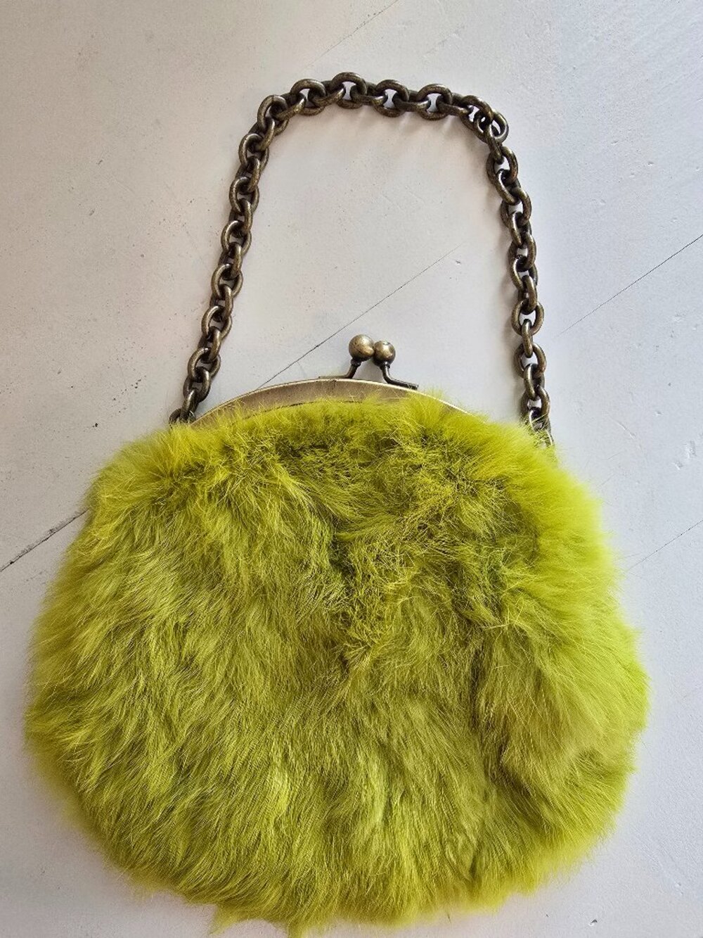 Cynthia Rowley Vintage Lime Green Faux Fur Kisslock Chain Strap Top Shoulder Bag